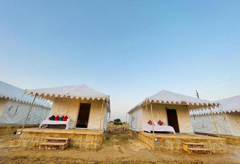 Hotel Samar Desert Camp