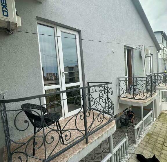 پانسیون Ureki Mari Mari