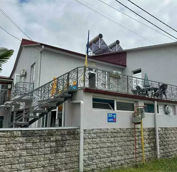 پانسیون Ureki Mari Mari