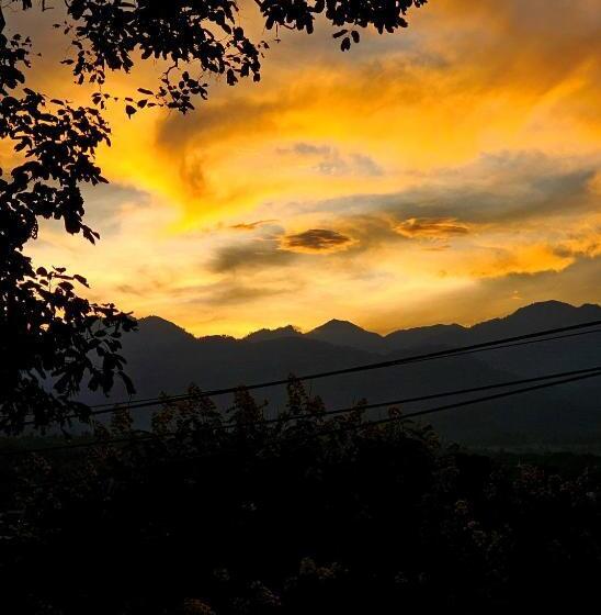 הוסטל Pai Kiniman Resort