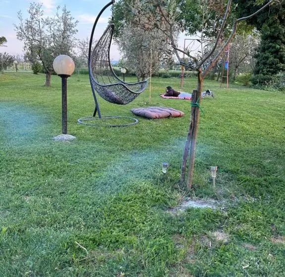 Aamiaismajoitus (B&B) Agriturismo Il Grottino