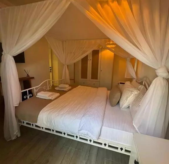 Hotelli Flora Boheme