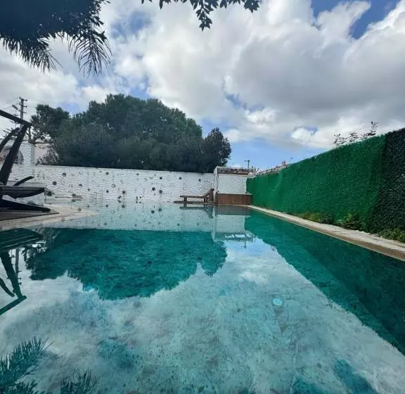 Hotelli Flora Boheme