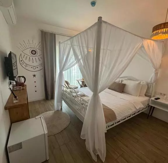 Hotelli Flora Boheme