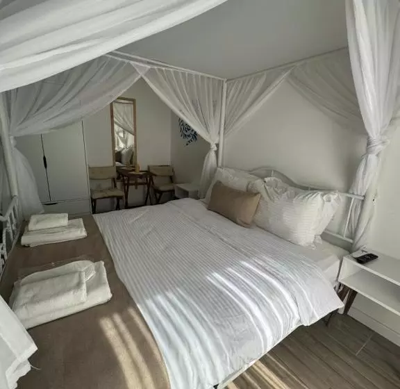 Hotelli Flora Boheme