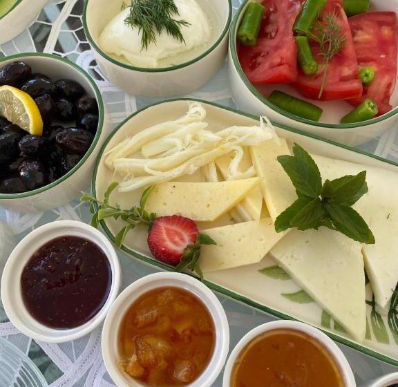 فندق Flora Boheme