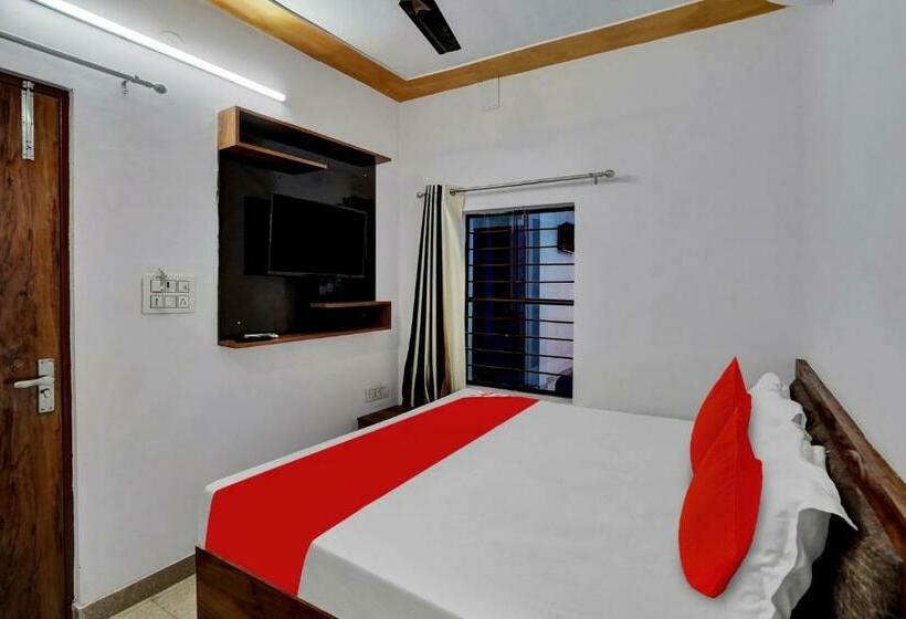 ホテル Oyo Flagship 81377 Redstone