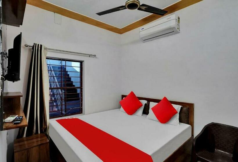 ホテル Oyo Flagship 81377 Redstone