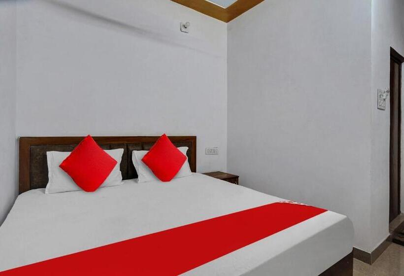 ホテル Oyo Flagship 81377 Redstone