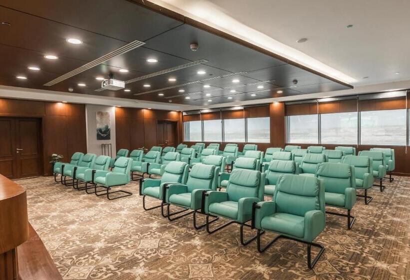 هتل Tolip Resort Paradise New  Alamein