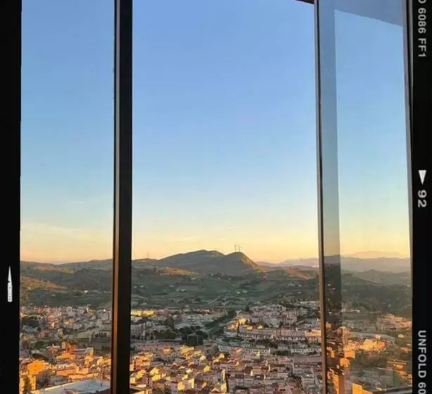 تختخواب و صبحانه Salemi Bnb