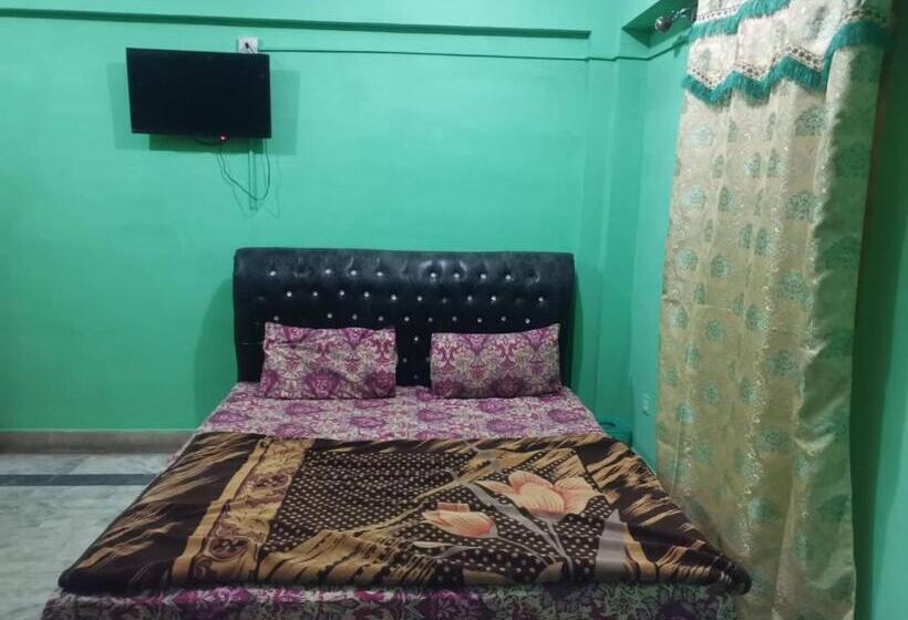 هتل Kashmir Premium