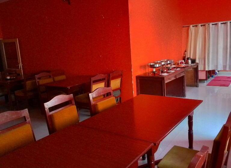 فندق Singhasan House