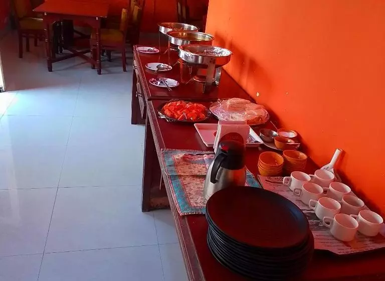 ホテル Singhasan House