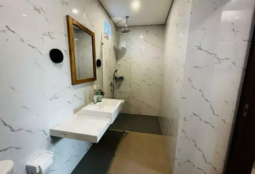 پانسیون Cecillia Guesthouse Canggu