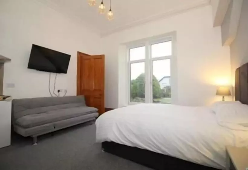 Majatalo Duchally House