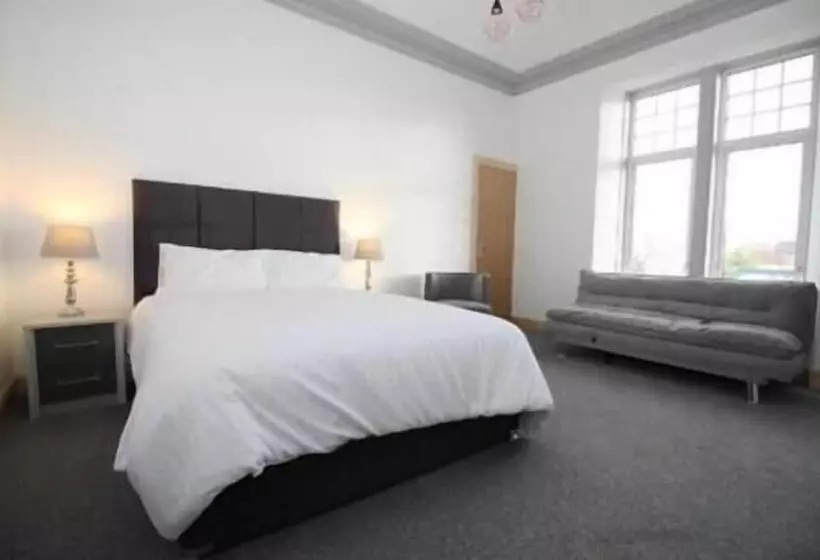 Majatalo Duchally House