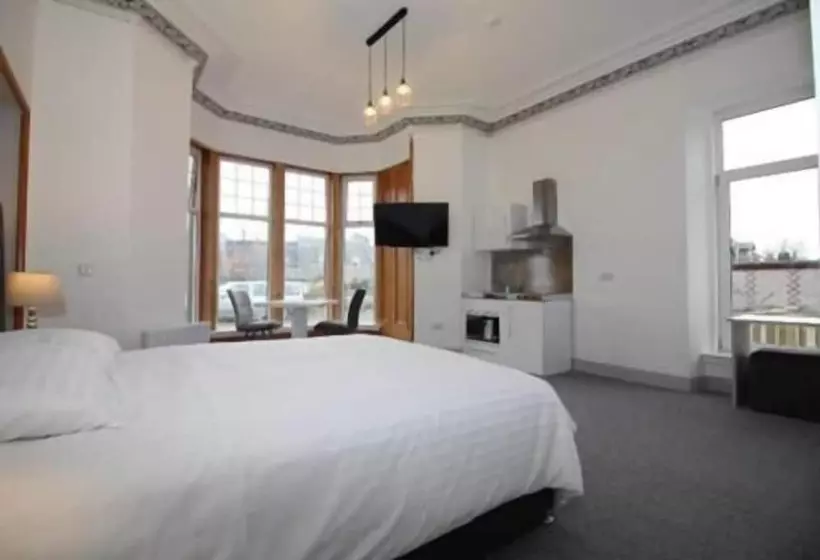 Majatalo Duchally House