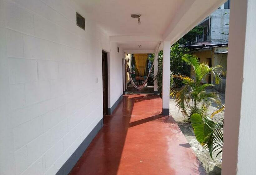 پانسیون Posada Don Juan