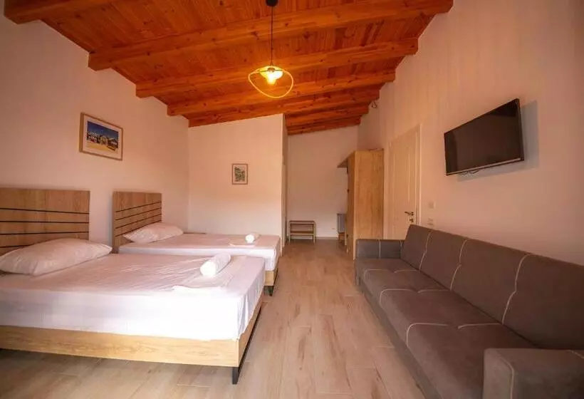 Majatalo Villa Rondo