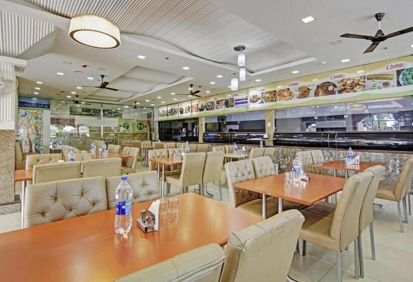 Collection O Hotel Chandralok