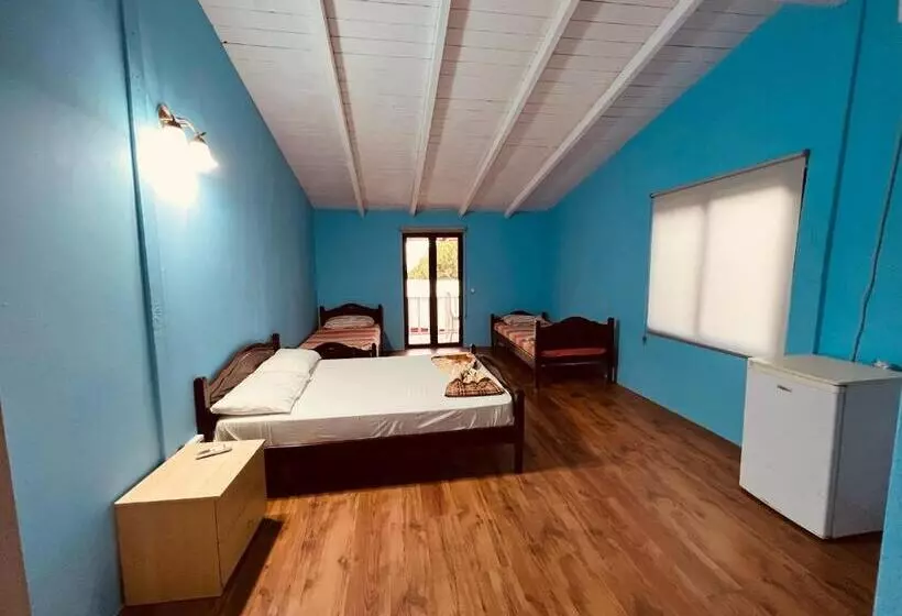 ペンション Favela Chic Room