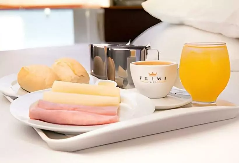 Prime Motel Americana