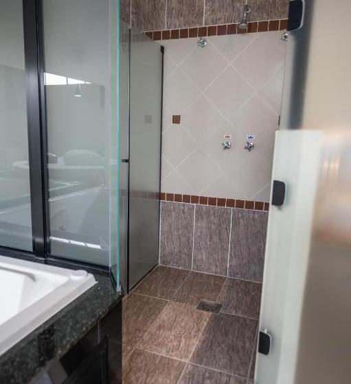 Prime Motel Americana