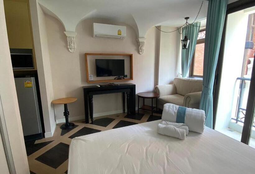 Espana Resort Pattaya Jomtien Beach By Jomkwan