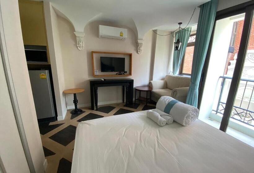 Espana Resort Pattaya Jomtien Beach By Jomkwan