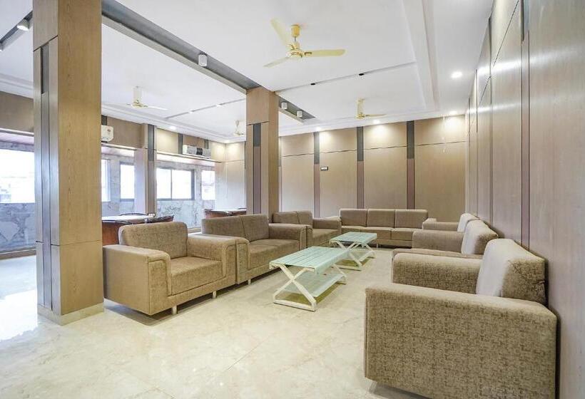 Jk Rooms 148 Hotel Rahul Palace