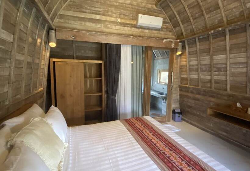 膳宿费 Umah Suta Sari