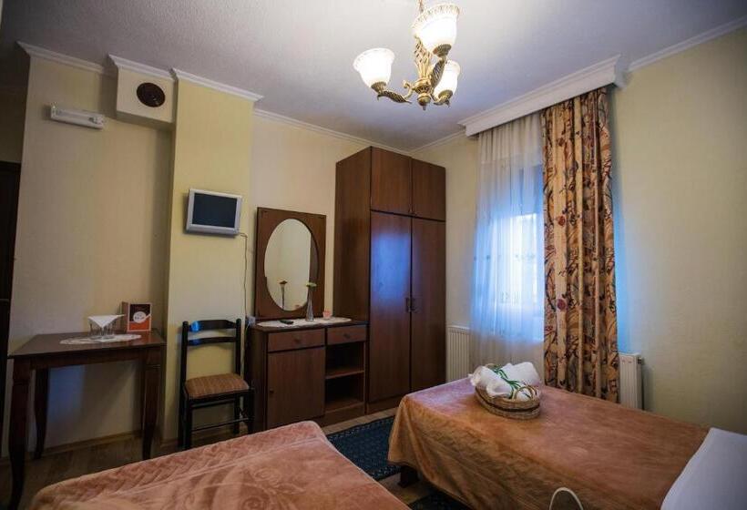 پانسیون Vila118