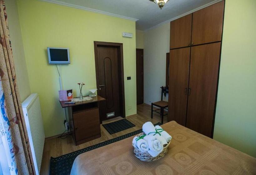 پانسیون Vila118