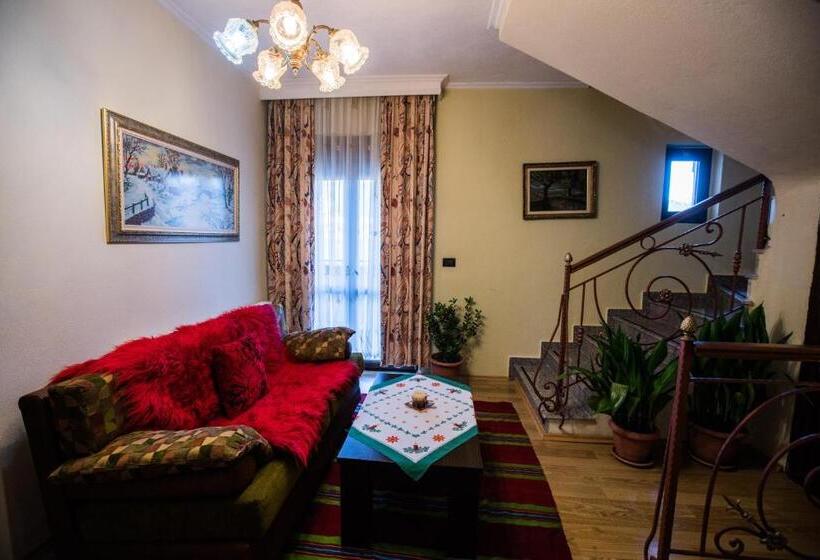 پانسیون Vila118