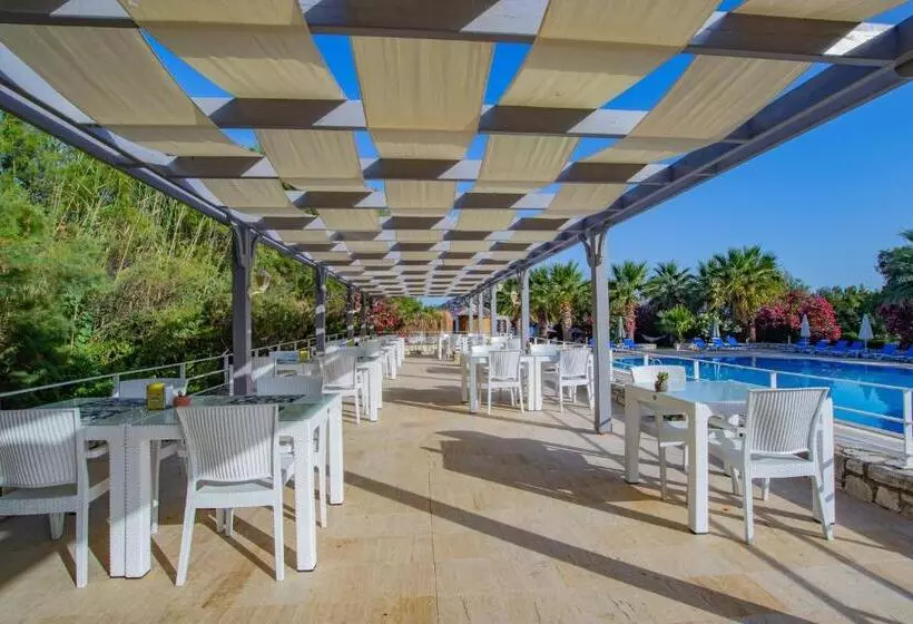 Aamiaismajoitus (B&B) Ladonia Hotels Zemda Gümüşlük