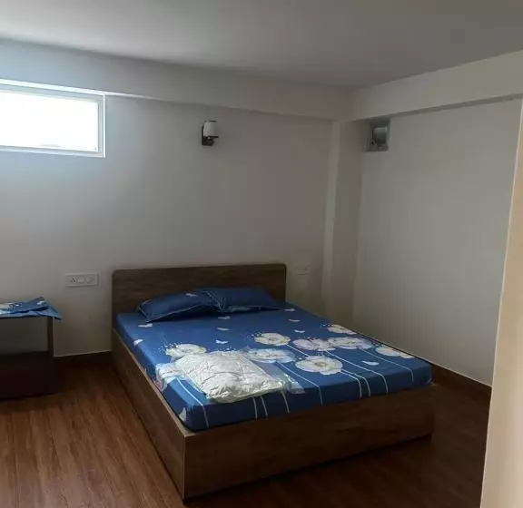 ベッドアンドブレックファースト Tapovan Homestay