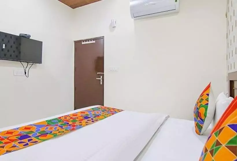 Fabhotel Park View