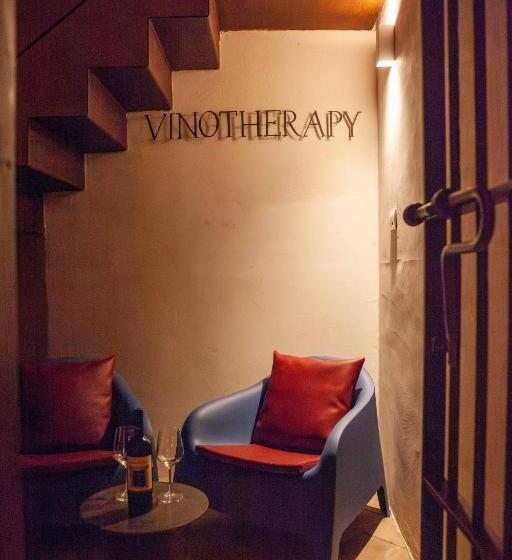 Отель Castello Ducale Colonna Resort