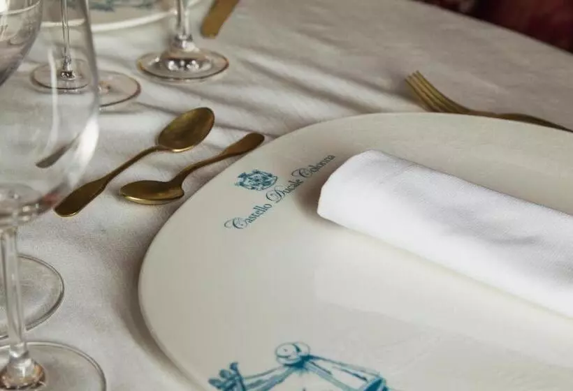 هتل Castello Ducale Colonna Resort