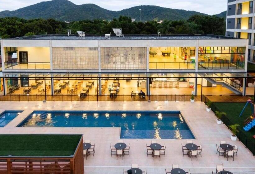 هتل Em Frente Ao Beto Carreiro Penha Sc   Solar Pedra Da Ilha