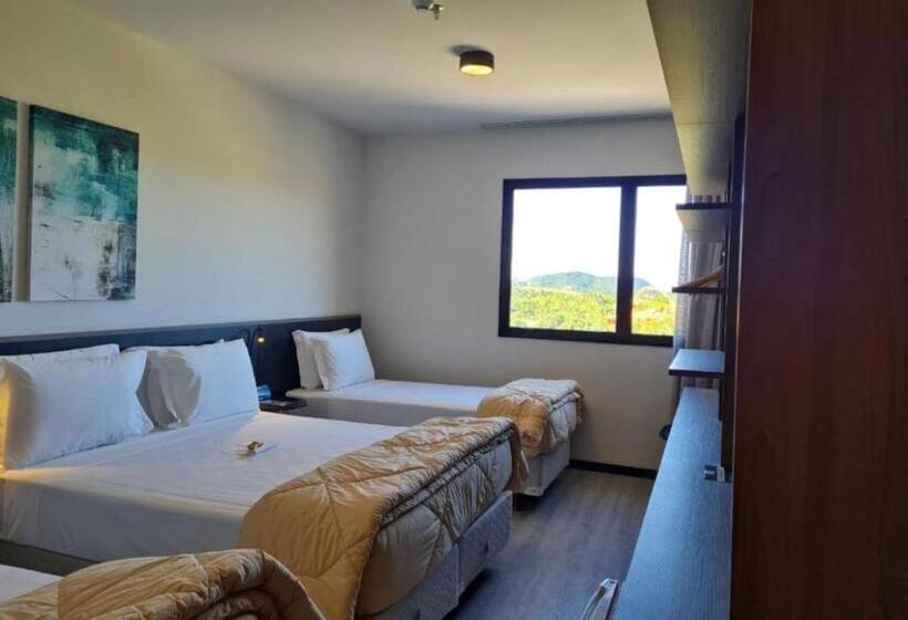 هتل Em Frente Ao Beto Carreiro Penha Sc   Solar Pedra Da Ilha