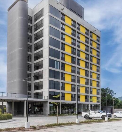 هتل Em Frente Ao Beto Carreiro Penha Sc   Solar Pedra Da Ilha