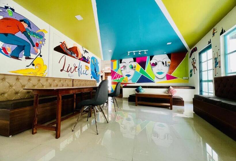 Live Free Hostel, Mcleodganj