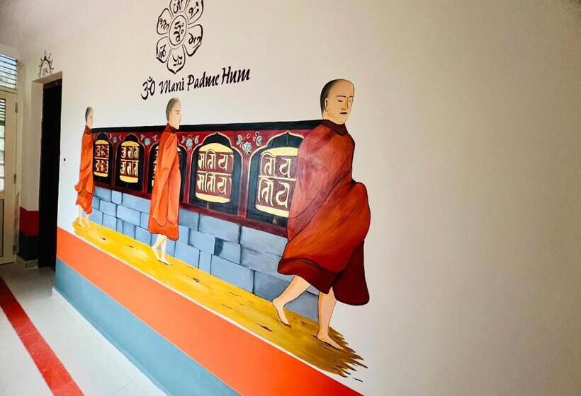 Live Free Hostel, Mcleodganj