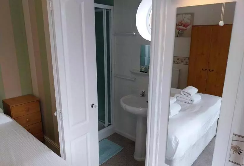 ペンション Columbus Rooms