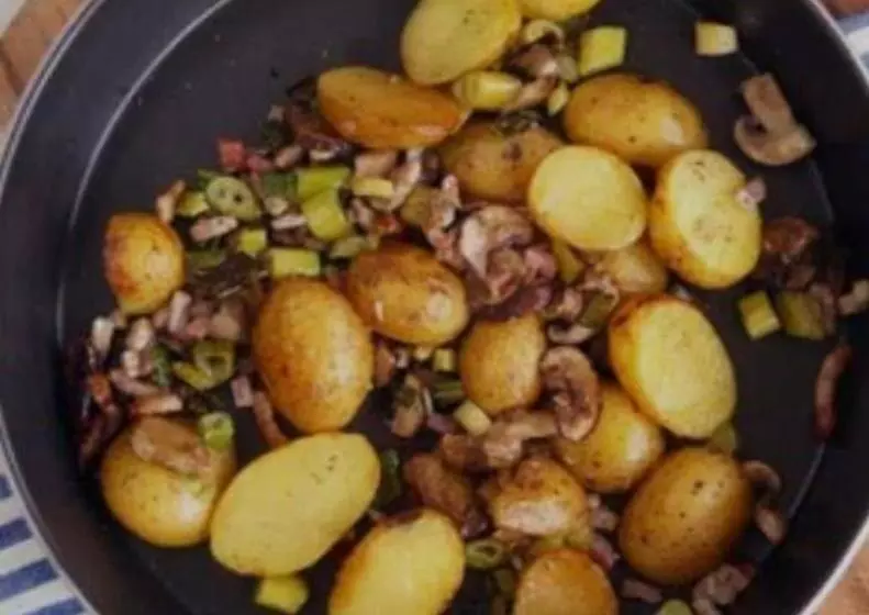 ペンション La Canopée Des Arbres, Anna