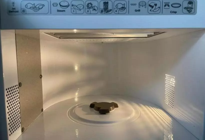 ペンション La Canopée Des Arbres, Anna