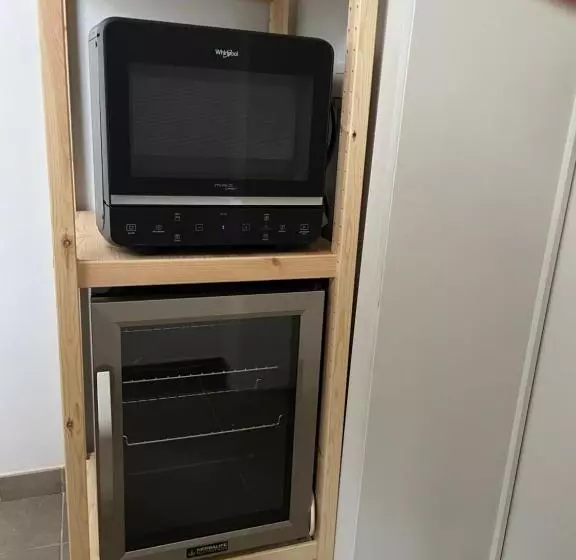 ペンション La Canopée Des Arbres, Anna