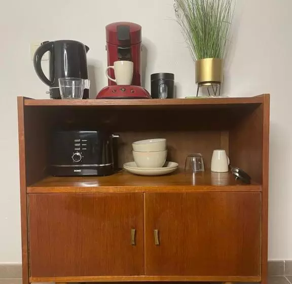 ペンション La Canopée Des Arbres, Anna